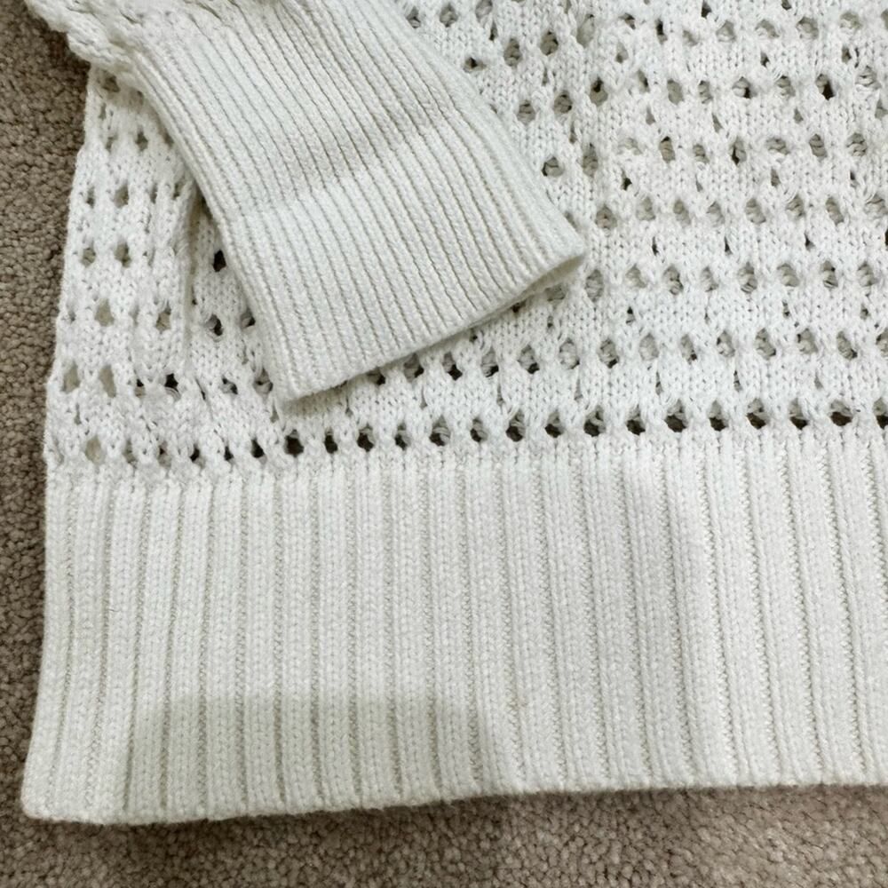 Moda International White V-Neck Sweater Lightweight Knit, size L - Picture 6 of 9
